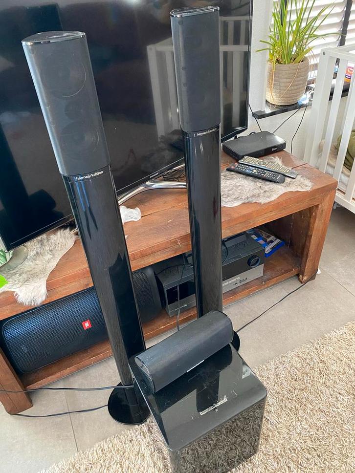 Harman Kardon AVR 347 met luidsprekers, Audio, Tv en Foto, Home Cinema-sets, Gebruikt, Overige spelers, Overige systemen, 70 watt of meer