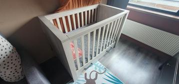 Ledikant beschikbaar voor biedingen