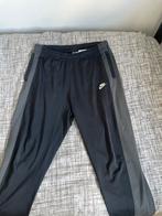 Nike Trainingsbroek Zwart/Grijs Maat M Orgineel, Maat 48/50 (M), Zwart, Nike, Ophalen of Verzenden