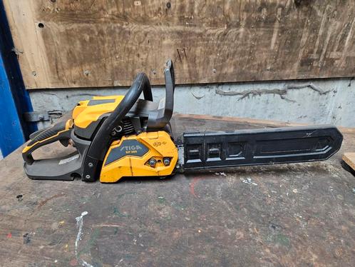 Te koop kettingzaag., Doe-het-zelf en Verbouw, Gereedschap | Zaagmachines, Zo goed als nieuw, Kettingzaag, 1200 watt of meer, 30 tot 70 mm