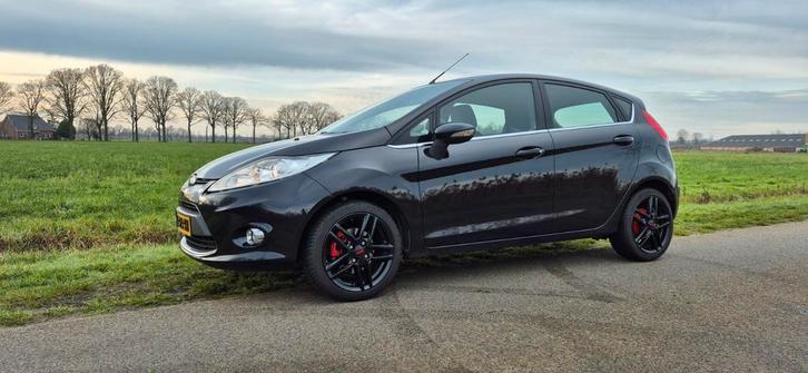 Luxe uitgeruste Ford Fiësta 1.25 60KW 5DR 2010 Zwart, Auto's, Ford, Particulier, Fiësta, ABS, Airbags, Airconditioning, Alarm
