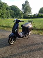 Killerbee electrico mat blauw(kameleon), Fietsen en Brommers, Scooters | Overige merken, Ophalen, Zo goed als nieuw, Benzine