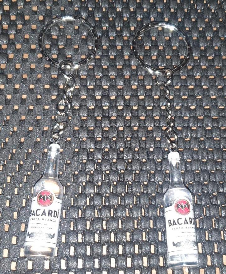 Bacardi sleutelhangers €2.75 per stuk, Verzamelen, Merken en Reclamevoorwerpen, Nieuw, Ophalen of Verzenden