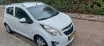 Chevrolet Spark 1.0 Bifuel 2010 Wit, Auto's, Chevrolet, Voorwielaandrijving, 839 kg, 4 cilinders, Origineel Nederlands