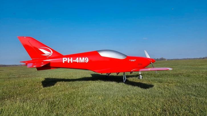 Blackshape Prime schaalmodel - 2.9m spanwijdte, Hobby en Vrije tijd, Modelbouw | Radiografisch | Vliegtuigen, Zo goed als nieuw