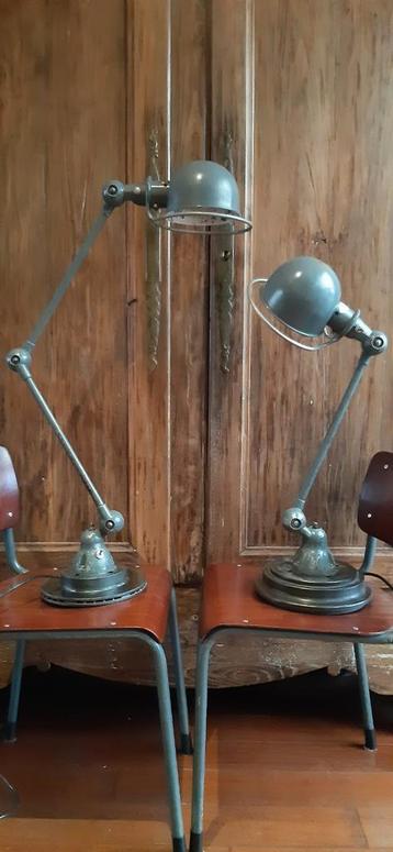 Jielde, oude industriele lamp met 2 armen