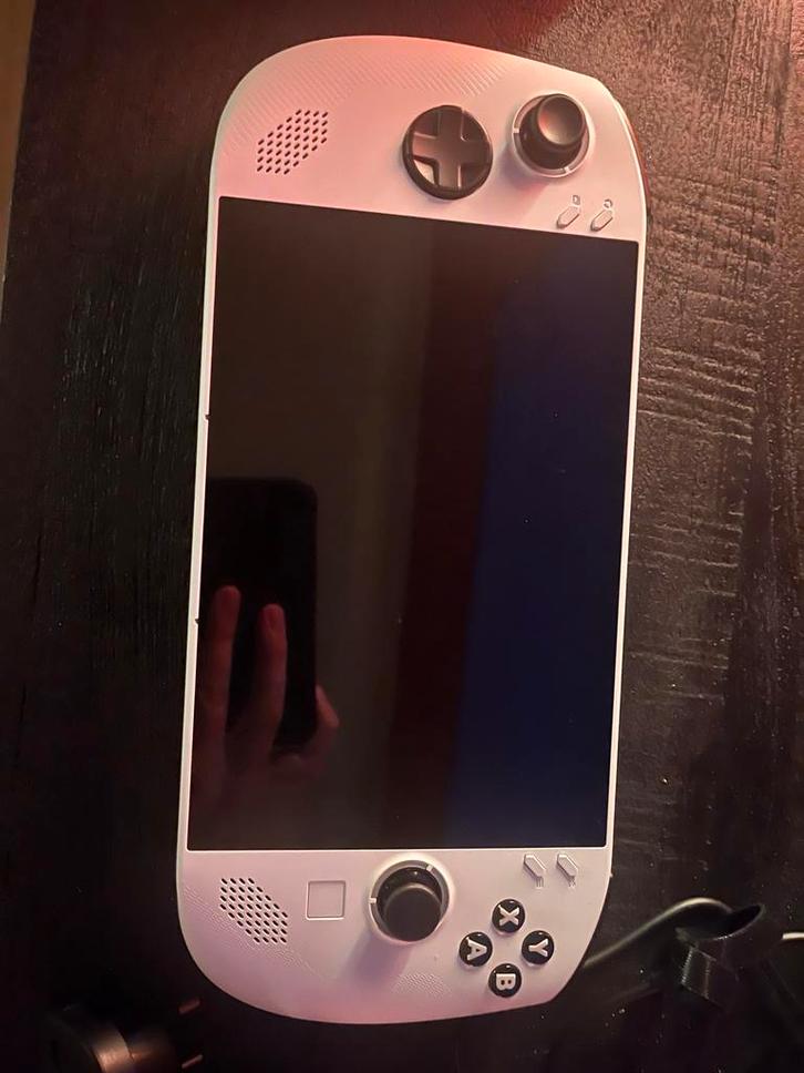 Lenovo Legion Go S - Handheld Gaming PC, Spelcomputers en Games, Spelcomputers | Overige, Zo goed als nieuw, Ophalen