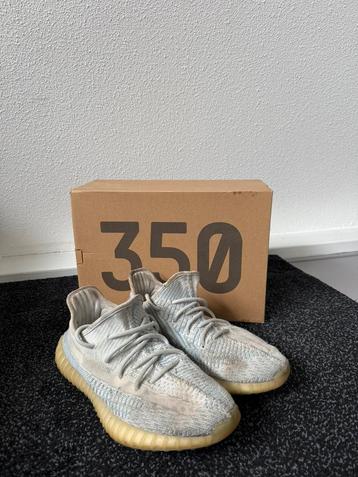 Yeezy boost 350 — Cloud white — Maat 42 2/3 beschikbaar voor biedingen
