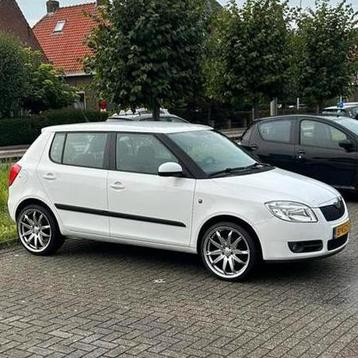 Skoda Fabia 1.2 51KW 2009 Wit beschikbaar voor biedingen