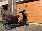 Vespa LX Tour scooter uit 2010, altijd binnen gestaan, Fietsen en Brommers, Scooters | Vespa, Ophalen, Gebruikt, Maximaal 45 km/u
