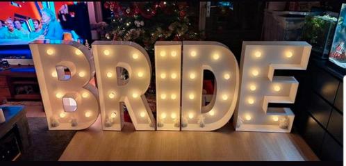 Lichtletters en lichtcijfers te huur!, Hobby en Vrije tijd, Feestartikelen | Verhuur, Zo goed als nieuw, Ophalen