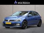 Volkswagen Polo 1.0 TSI R-line 116PK! | Trekhaak | Stoelverw, Auto's, Gebruikt, Blauw, Bedrijf, Handgeschakeld