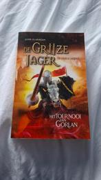 De Grijze Jager: De Vroege Jaren - Deel 1, Ophalen of Verzenden, Gelezen, John Flanagan