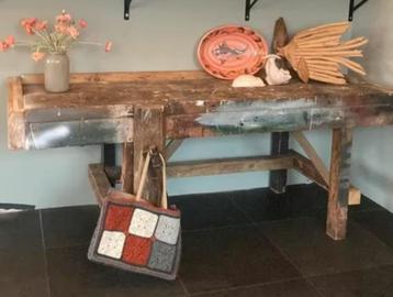 Grote stoere werktafel/ sidetable/keukenelement beschikbaar voor biedingen