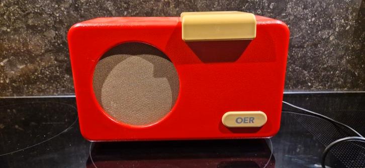 OER Muziekspeler dementie  - Rood, Audio, Tv en Foto, Radio's, Zo goed als nieuw, Radio, Ophalen of Verzenden