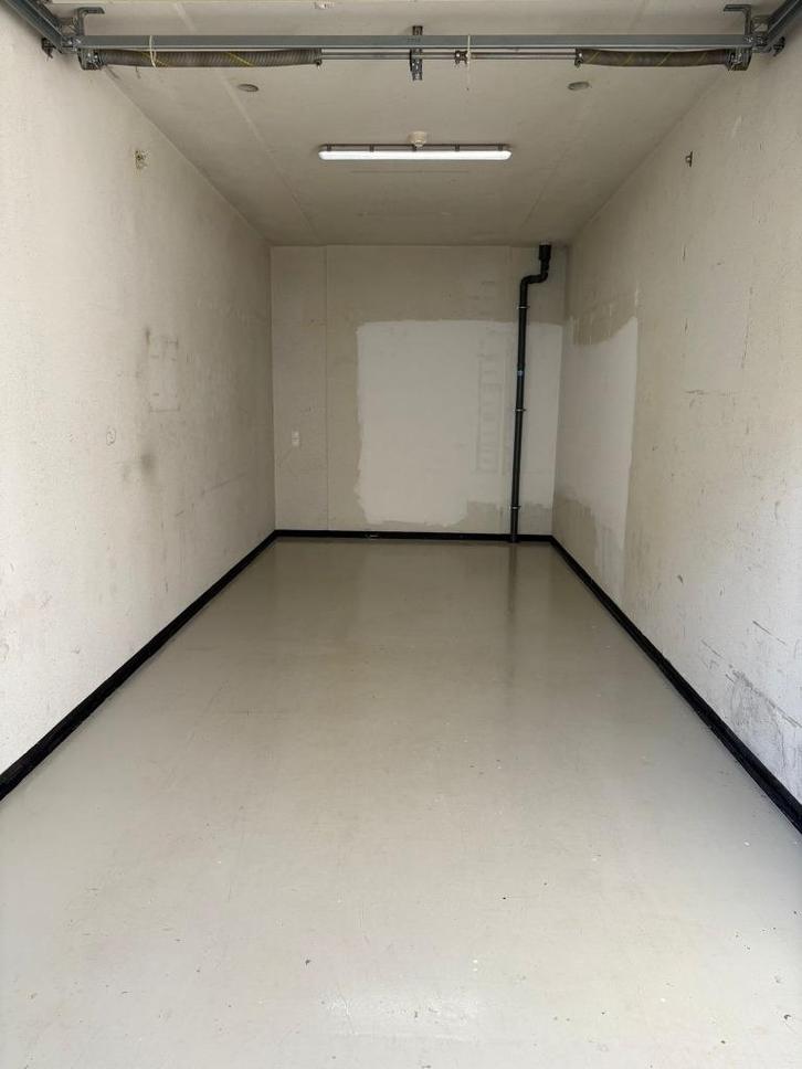 Garagebox/opslagruimte/werkruimte te huur in Den Haag, Hobby en Vrije tijd, Overige Hobby en Vrije tijd, Zo goed als nieuw, Ophalen