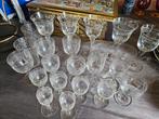 Geslepen antieke glaasjes, 24 stuks, Verzamelen, Glas en Borrelglaasjes, Ophalen, Gebruikt, Borrel- of Shotglas