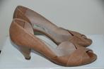 Vintage leren schoenen Linea Lidia Italy maat 39 pumps, Kleding | Dames, Ophalen of Verzenden, Gedragen, Pumps