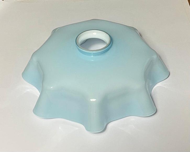 Vintage Frans opaline glazen lamp glas hemelsblauw, Antiek en Kunst, Antiek | Lampen, Ophalen of Verzenden