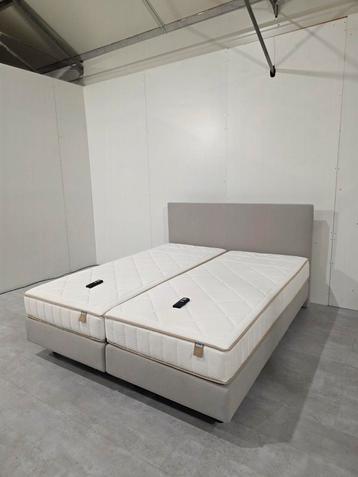 Boxspring Auping 180x210 Electrisch M2 + Vivo Matrassen  beschikbaar voor biedingen