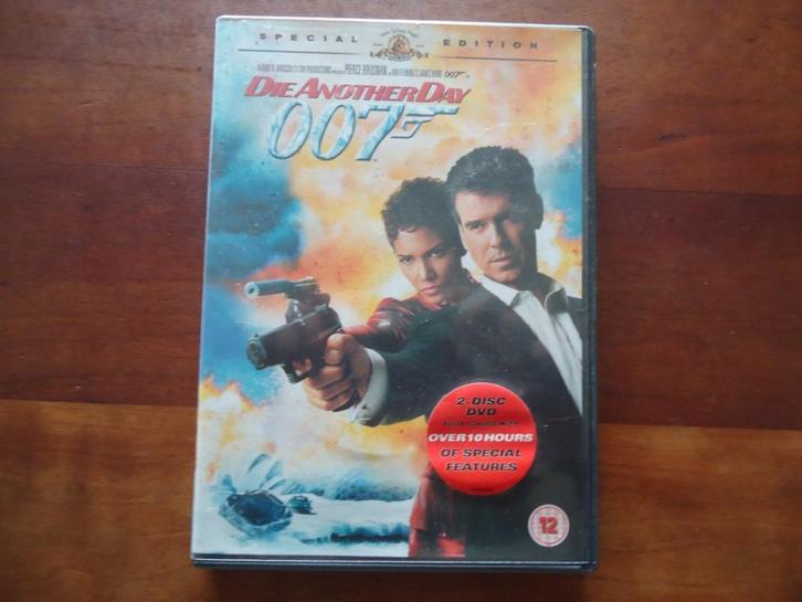 James Bond Die another day 2 DVD, Cd's en Dvd's, Dvd's | Actie, Zo goed als nieuw, Actie, Vanaf 12 jaar, Ophalen of Verzenden