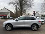 Porsche CAYENNE 3.0 D AUTOMAAT / SCHUIFDAK / BOSE / LEDER /, Auto's, Automaat, Gebruikt, USB, 255 €/maand