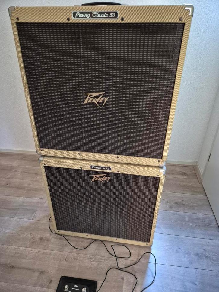 Peavey Classic 50 Top + 115E Cabinet, Muziek en Instrumenten, Versterkers | Bas en Gitaar, Gebruikt, Gitaar, 50 tot 100 watt, Ophalen