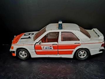 RIJKS-POLITIE Mercedes 190E schaal 1:32 Matchbox  beschikbaar voor biedingen