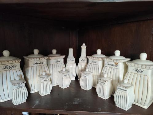Antiek voorraadpotten set met goud, Antiek en Kunst, Antiek | Keukenbenodigdheden, Ophalen
