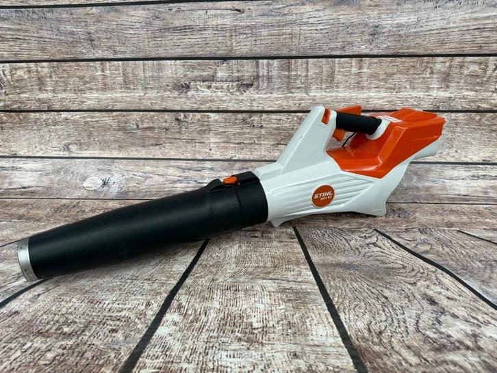 Stihl BGA 60 accu bladblazer, Tuin en Terras, Bladblazers, Zo goed als nieuw, Handgedragen, Accu, Ophalen of Verzenden