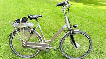 Mooie goede nette unisex damesfiets E-bike Sparta C2, 57cm beschikbaar voor biedingen