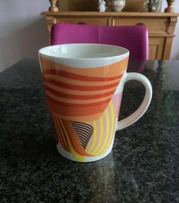 Mok, Iittala, Solid Waves, Mathiassen, 2018 beschikbaar voor biedingen