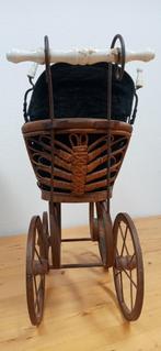 Antieke poppenwagen | 2Switchonline, Ophalen