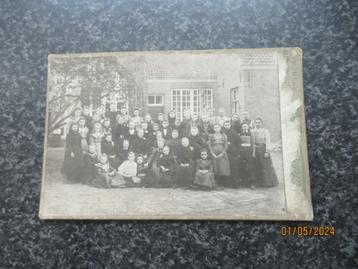 ANTIEKE SCHOOLFOTO-FOTOGRAFISCH ATELIER SCHOTEL-ARNHEM-C1900