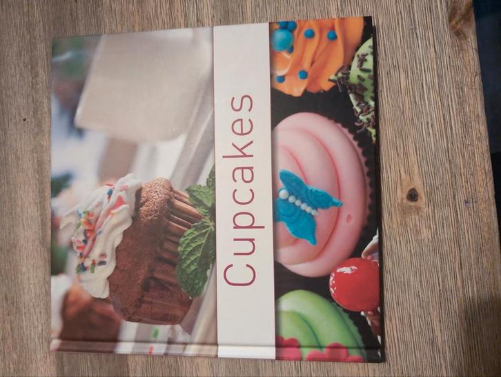 Cupcakes, Boeken, Kookboeken, Zo goed als nieuw, Ophalen of Verzenden