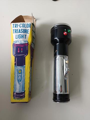 Vintage Zaklamp - Tri-Color Treasure Light beschikbaar voor biedingen