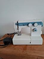 Anker Naaimachine - Vintage Model met Accessoires, Antiek en Kunst, Antiek | Naaimachines, Ophalen of Verzenden