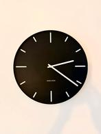 Klok Karlsson, zwart met zilveren wijzers en cijfers. 40 cm, Huis en Inrichting, Ophalen of Verzenden, Zo goed als nieuw, Wandklok