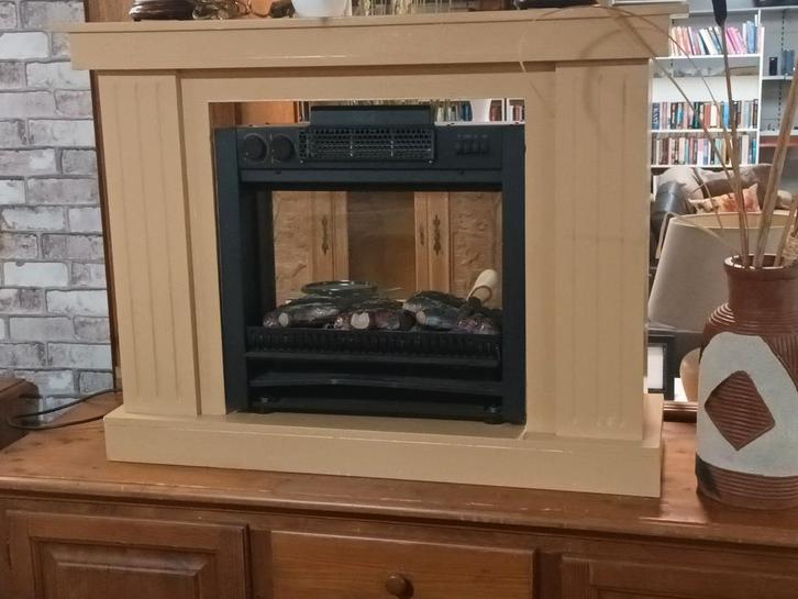 Elektrische haard met ombouw, Huis en Inrichting, Haarden, Gebruikt, Elektrische haard, Ophalen