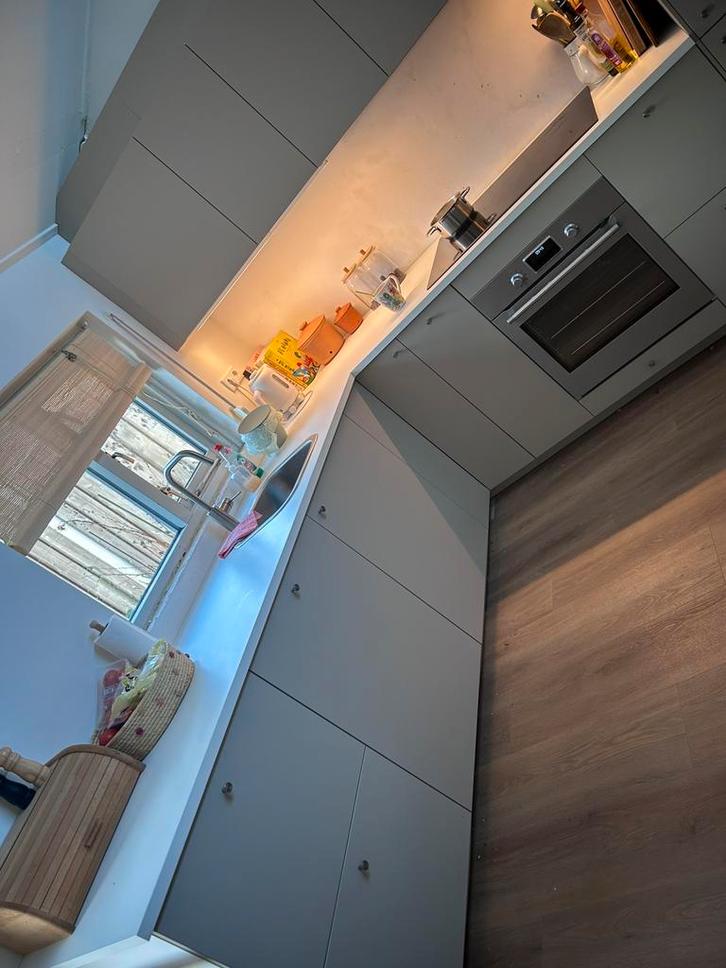 Gratis Ikea Järstorp aanrechtblad wit, Huis en Inrichting, Keuken | Keukenelementen, Zo goed als nieuw, 200 cm of meer, 50 tot 75 cm