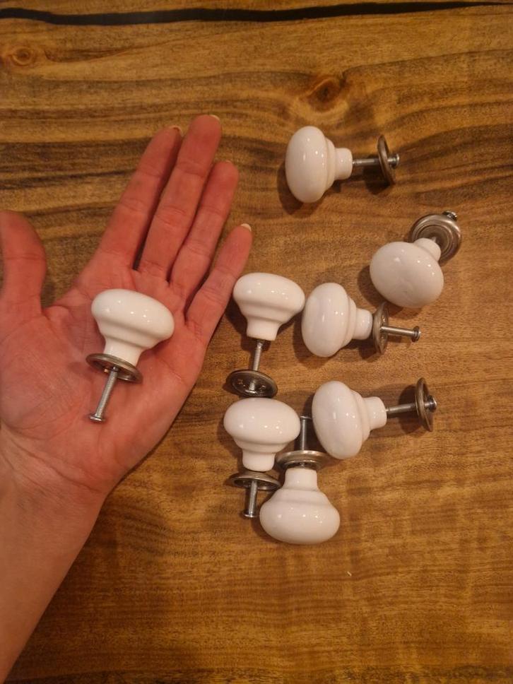 Keramieken Kastknoppen - 8 Stuks, Doe-het-zelf en Verbouw, Hang- en Sluitwerk, Zo goed als nieuw, Overige typen, Overige materialen