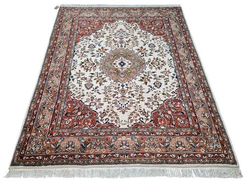 Handgeknoopt Perzisch wol Sarouk tapijt medallion 198x252cm, Huis en Inrichting, Stoffering | Tapijten en Kleden, Zo goed als nieuw