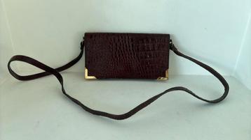 Leren vintage schouder tas beschikbaar voor biedingen