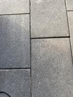Gezocht grindtegels, Tuin en Terras, Ophalen of Verzenden, Zo goed als nieuw, 10 m² of meer, Beton
