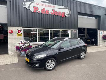 Renault MEGANE 1.5 DCI BOSE Navi - Airco - Cruise - Trekhaak beschikbaar voor biedingen