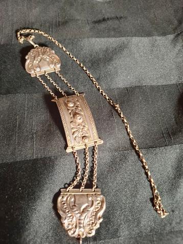 Zilveren armband.  beschikbaar voor biedingen