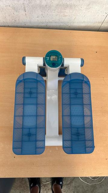 Hydraulische mini stepper beschikbaar voor biedingen