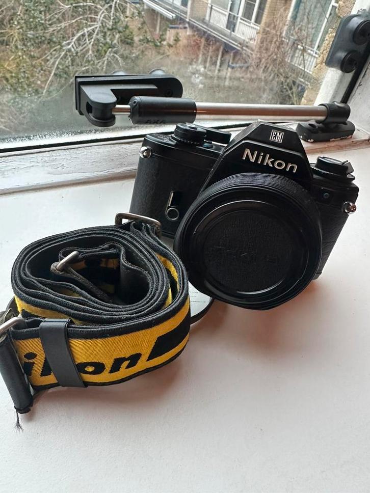 Nikon EM, Audio, Tv en Foto, Fotocamera's Analoog, Gebruikt, Spiegelreflex, Nikon, Ophalen of Verzenden
