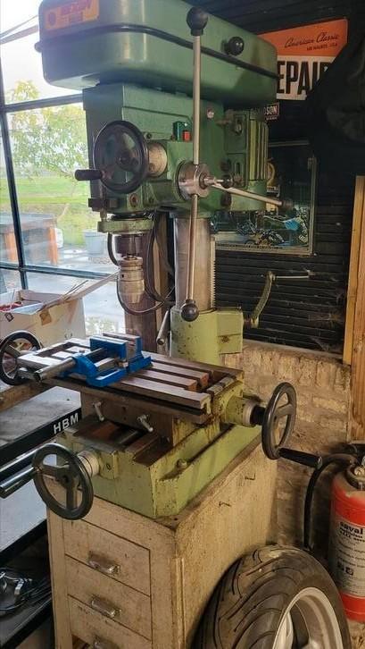 Freesmachine, Doe-het-zelf en Verbouw, Gereedschap | Freesmachines, Elektrisch, Overige soorten, Ophalen of Verzenden