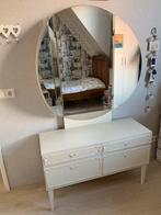 Vintage kaptafel roomwit met grote spiegel, Huis en Inrichting, Tafels | Kaptafels, Gebruikt, Romantisch, Minder dan 100 cm, Hout